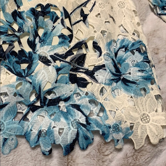 NWT Charter Club floral lace top with cami - Picture 4 of 10